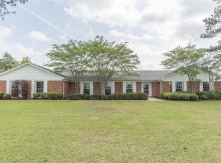 106 Woodside Dr, Starkville, MS 39759