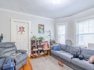 198 Highland Ave #1F, Quincy, MA 02170