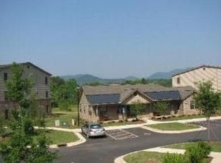 55 Enota Village Dr, Young Harris, GA 30582