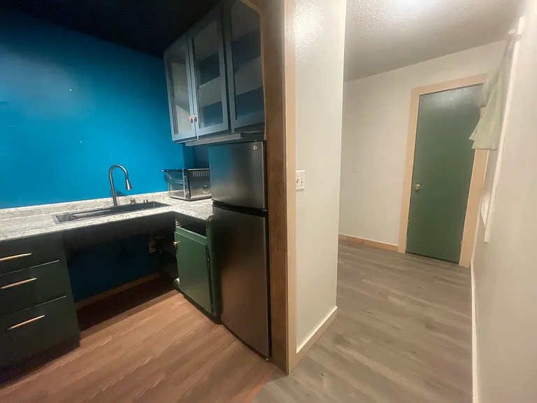 25098 Sherwood Rd — Photo 12