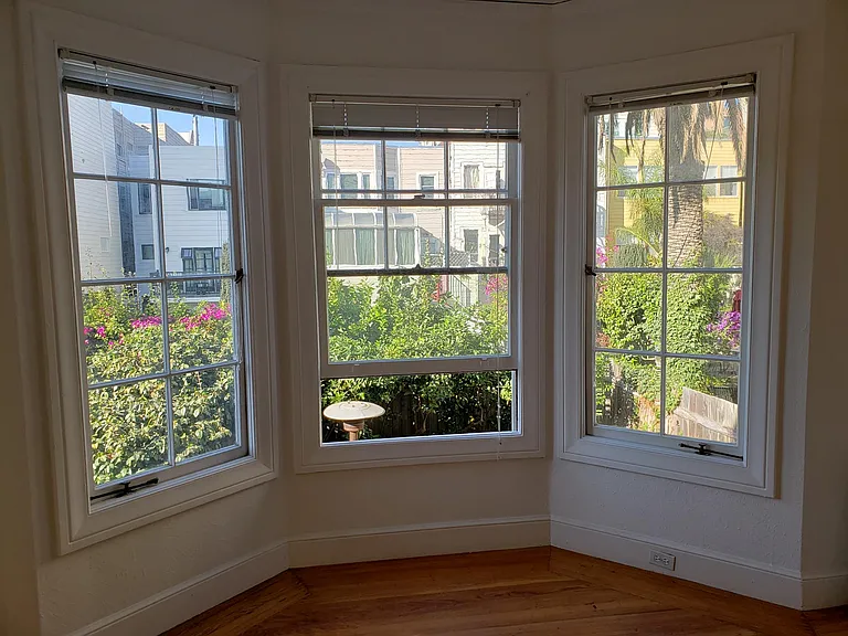 Garden view bedroom 1