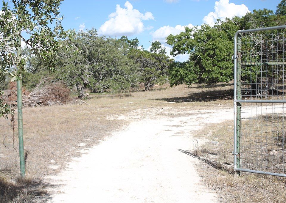 826 Byas Springs Rd W, Mountain Home, TX 78058 Zillow