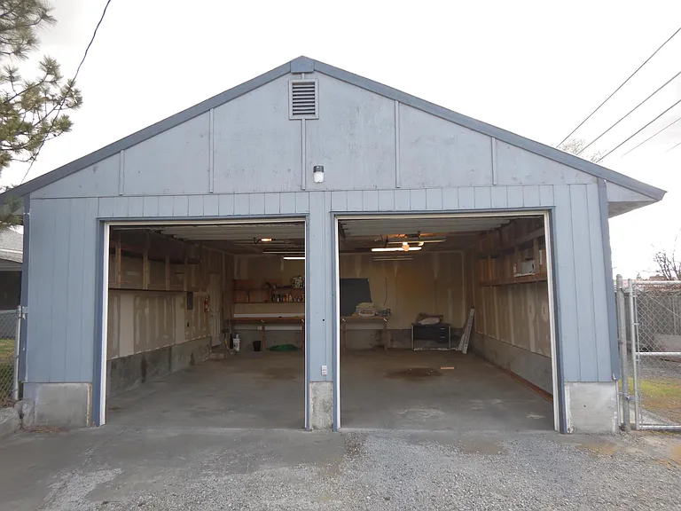536 N Earl Rd — Photo 7