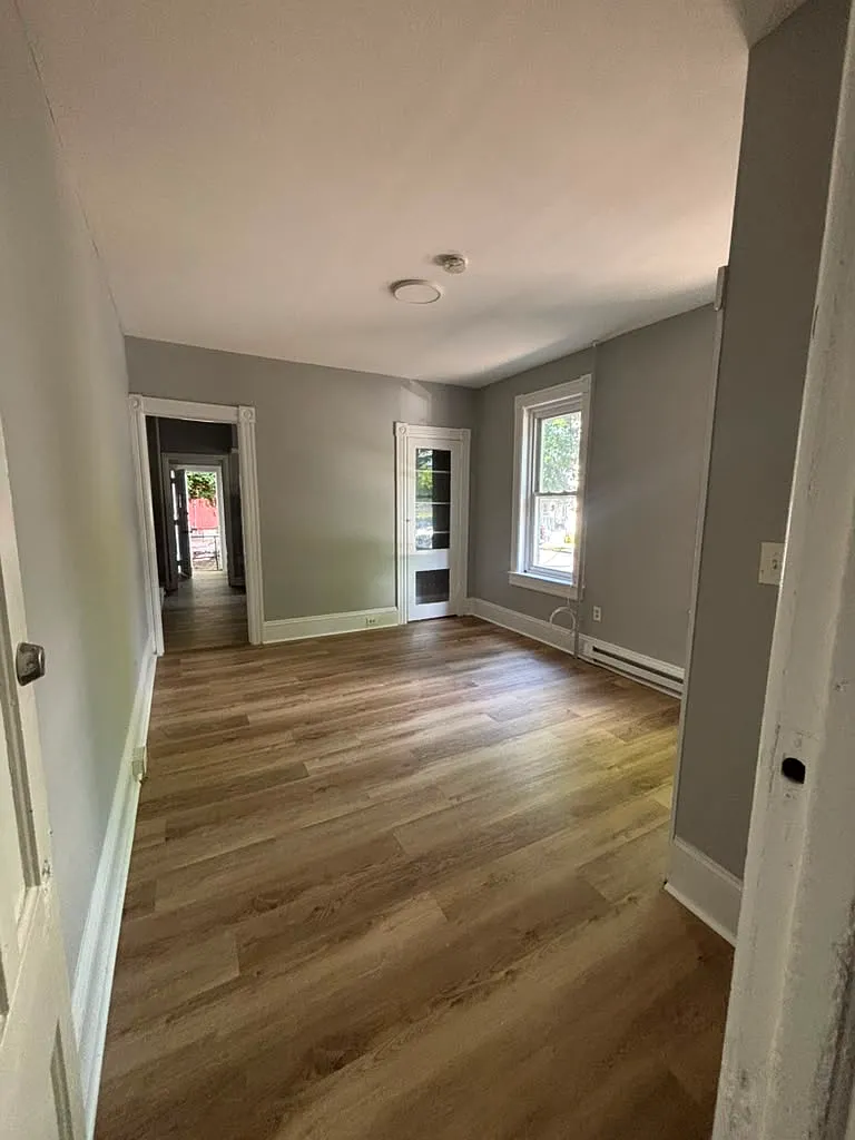 31 Division St, Trenton, NJ 08611 — Photo 3