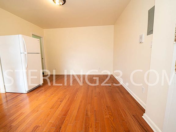 4th image of 39-23 57th St #2R