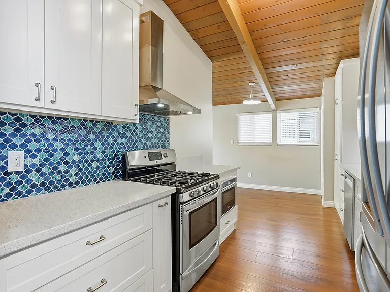 5424 Baja Dr — Photo 4