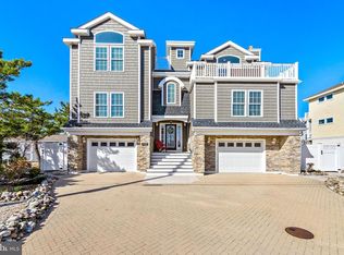 109 W 11th St, Ship Bottom, NJ 08008