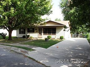 2nd image of 2316 Elm Ave