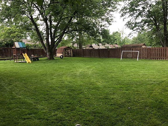 4th image of 20951 Jonathan Dr