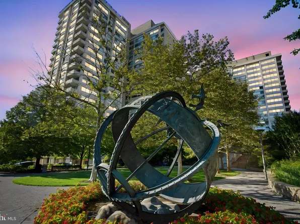 4515 Willard Ave APT 2415S, Chevy Chase, MD 20815