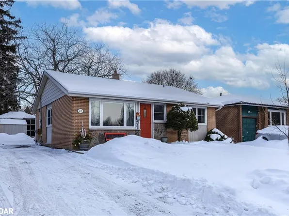 67 Queen St, Barrie, ON L4M 1Z2