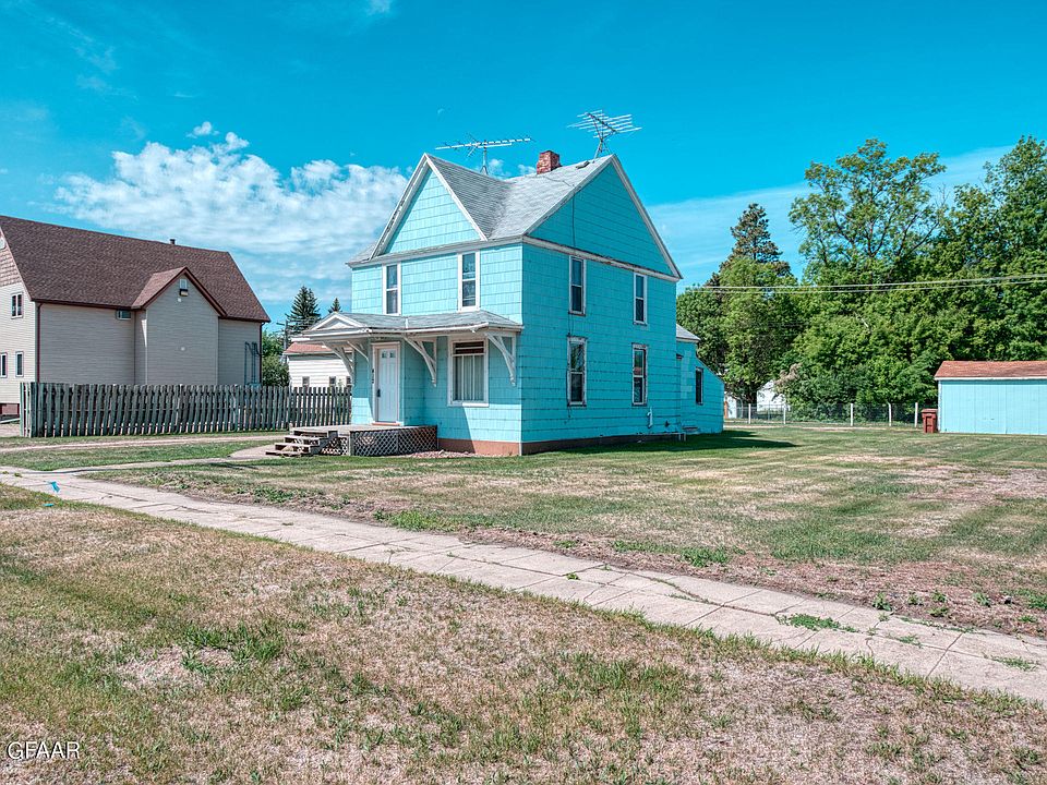 412 Booth Ave, Larimore, ND 58251 Zillow