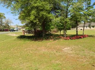 76 Covington Cir, Crawfordville, FL 32327