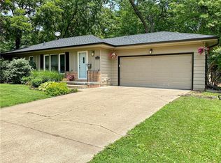 1515 66th St, Windsor Heights, IA 50324