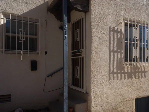 MLK, 1217-1223 Dr Martin Luther King Jr Ave NE #1217, Albuquerque, NM 87106