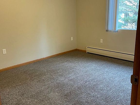 3rd image of 1910 10th Ave S APT 2