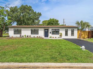 7500 17th Ln N, Saint Petersburg, FL 33702
