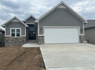 21034 W 190th Ter, Spring Hill, KS 66083