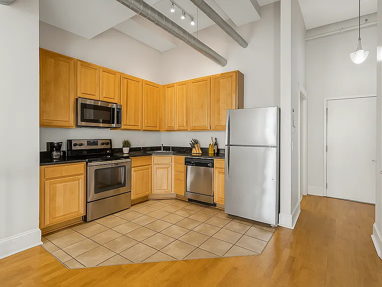 3301 Park Ave #104 — Photo 4