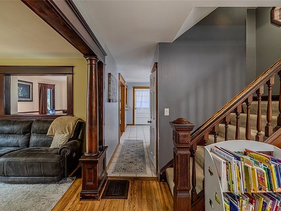 3rd image of 108 6th St