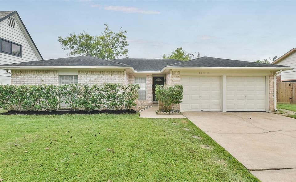 1st image of 10818 Sagemeadow Ln