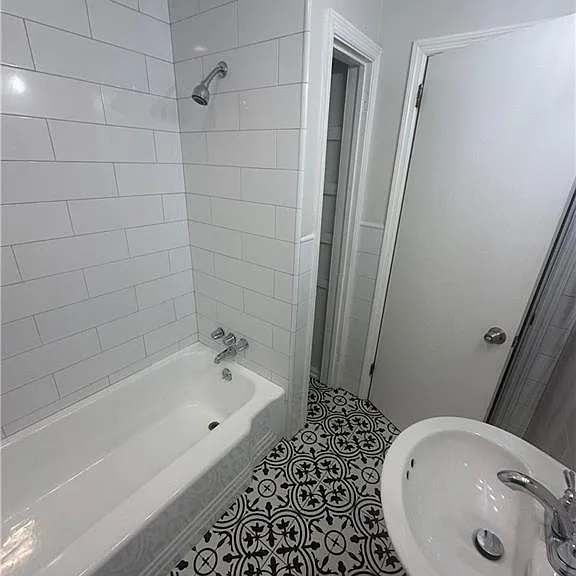 349 Laquita Dr SE — Photo 10