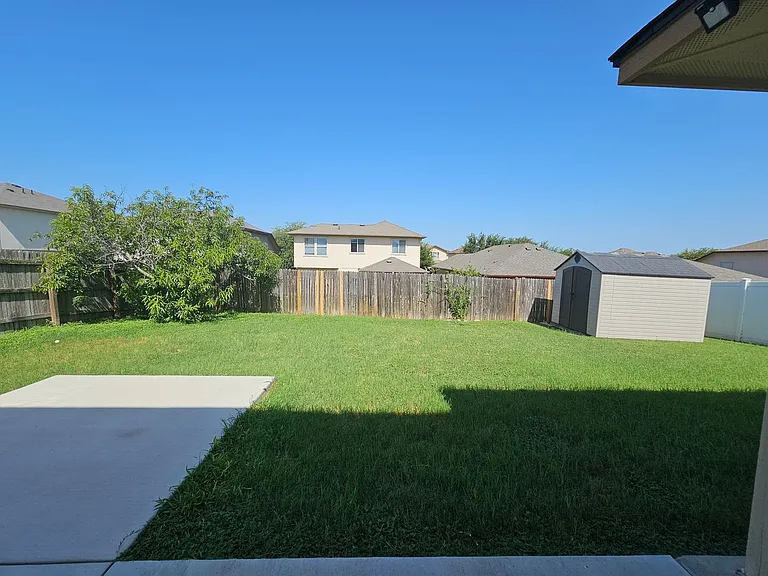 5311 Bridgewood Dr — Photo 24