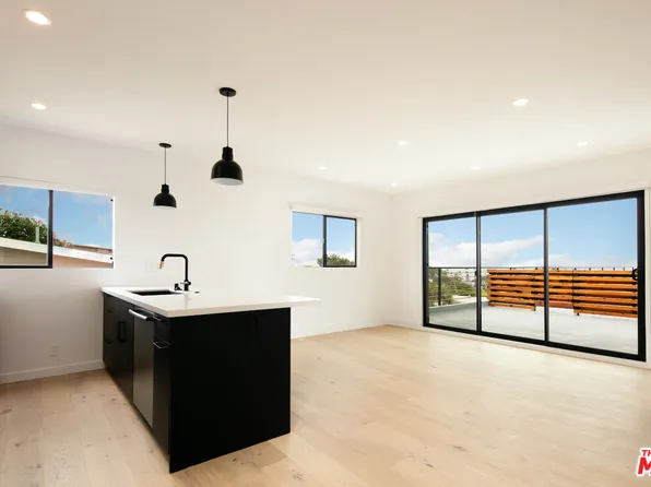 2811 3rd St #10, Santa Monica, CA 90405