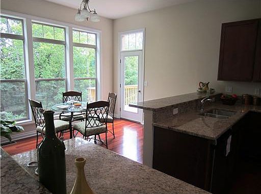 5th image of 397 Arlington Dr #5