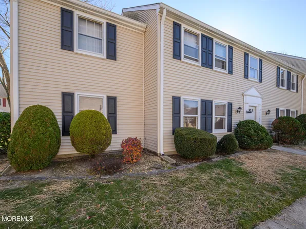 267 Milford Lane #267B, Monroe, NJ 08831