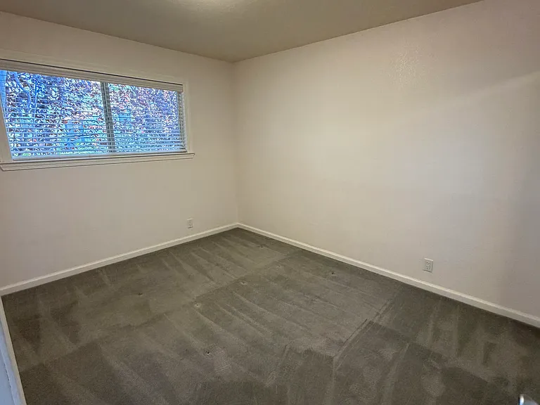 144 Granada Dr #C — Photo 6