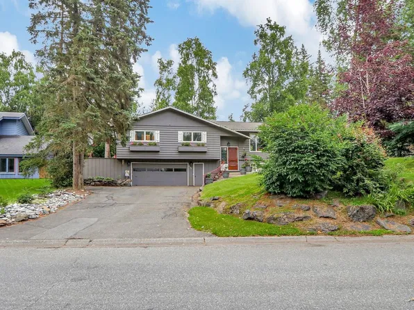 2505 Loussac Dr, Anchorage, AK 99517