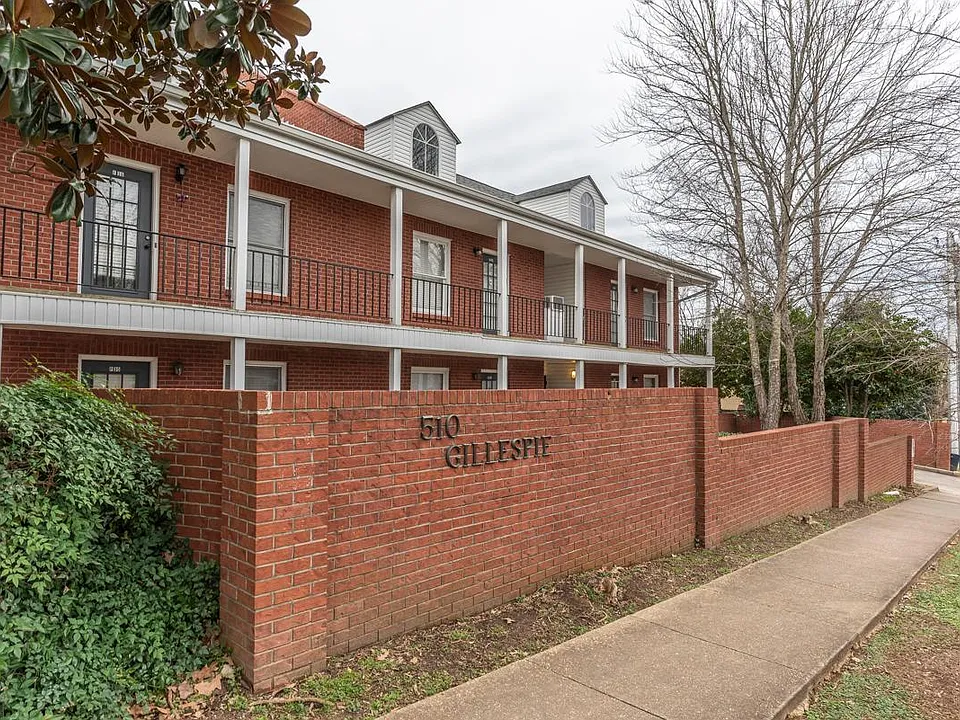 510 E Gillespie St #B9