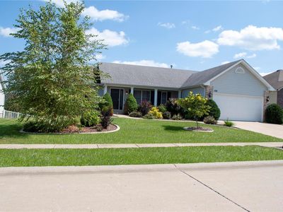 106 Timber Trace Xing, Wentzville, MO, 63385