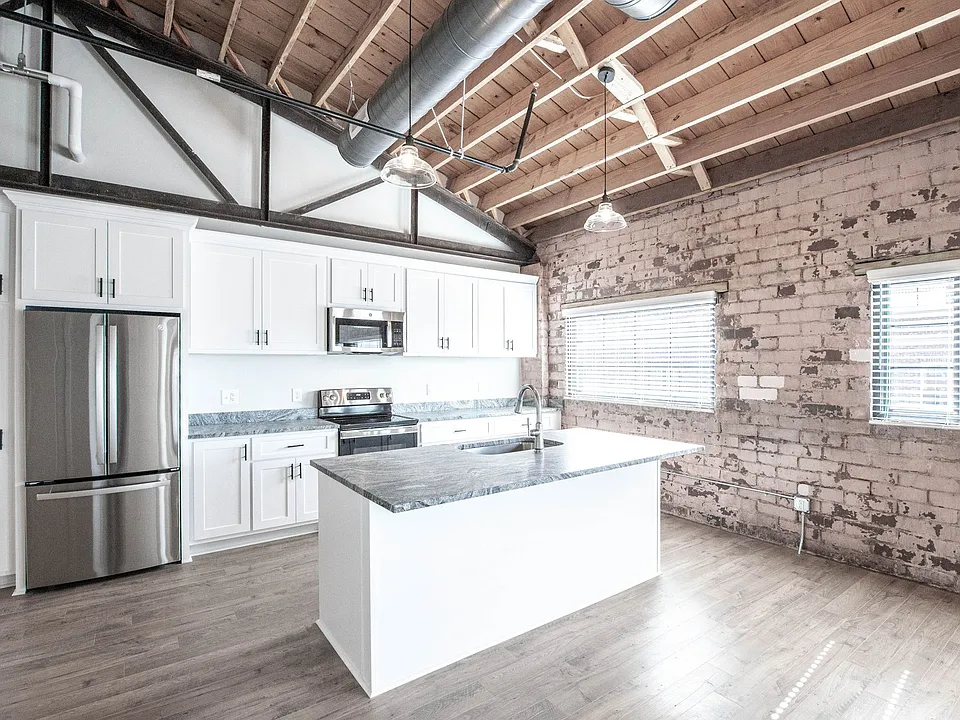 210 Georgia Ave #207