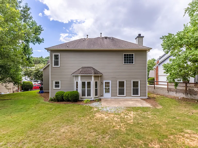 380 Belmont Chase Ct — Photo 45