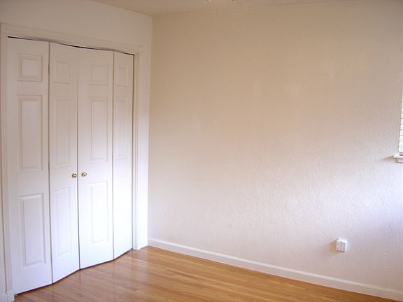 5th image of 15 Pendegast St