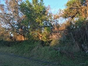 1st image of 1517 SE Crowberry Drive