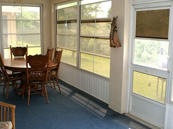 4th image of 1231 White Oak Cir