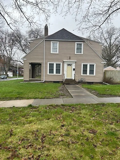 801 W Columbia Ave photo 1