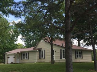 11738 N Falcon Ln, Opdyke, IL 62872