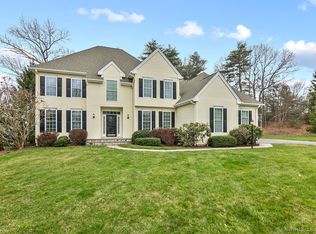 9 Camden Way, Avon, CT 06001