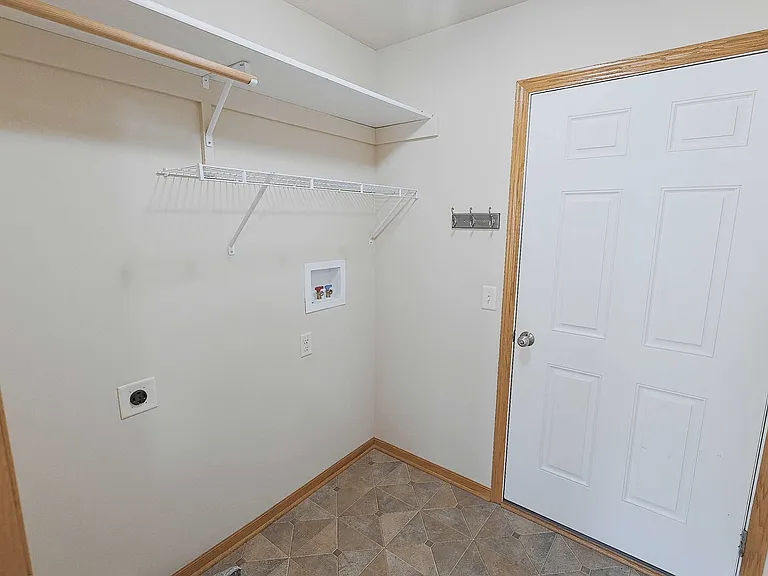 6141 Franciscan Dr — Photo 9