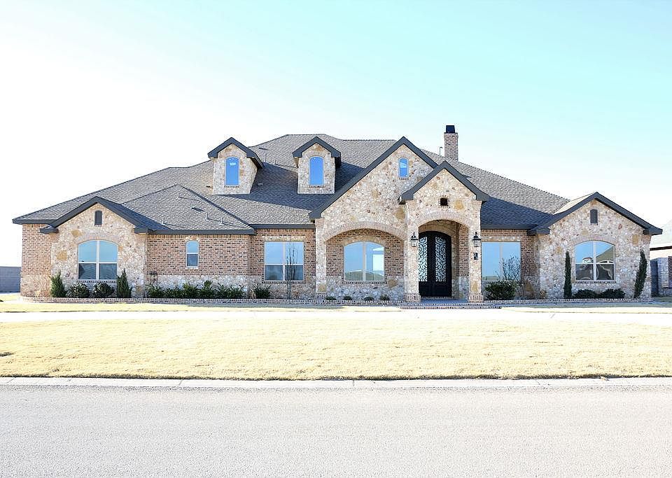 1st image of 21 Royal Manor Dr