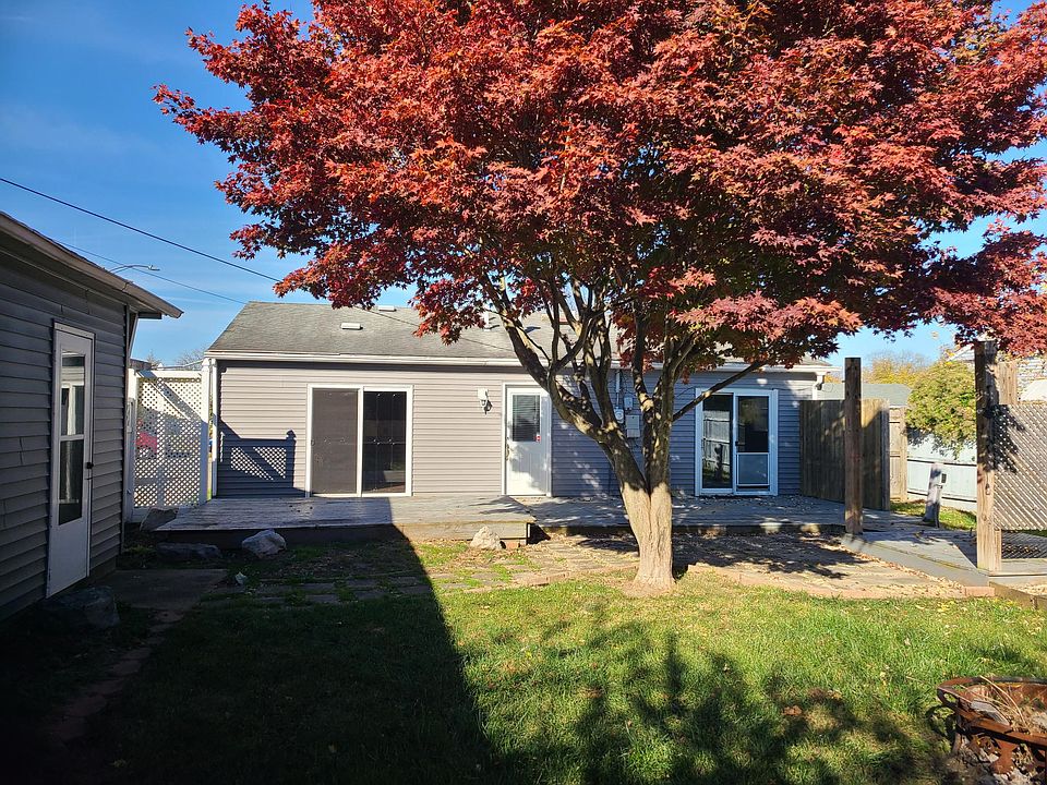 1st image of 931 Weinland St