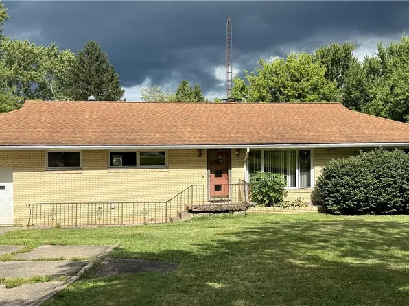 1414 Niles Cortland Rd, Niles, OH 44446
