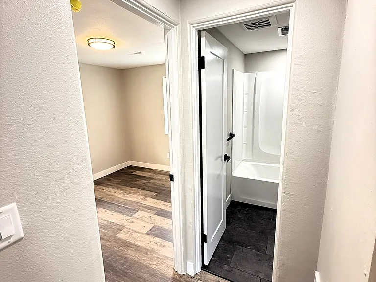 14402 Washington Ave SW #7 — Photo 10