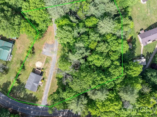 3536 Nelson Ln, Morganton, NC 28655