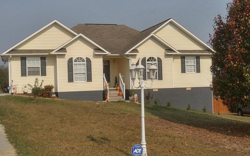 1st image of 143 Dustin Ln