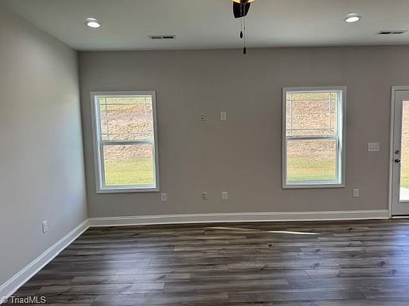 4th image of 3549 River Farm Dr #374